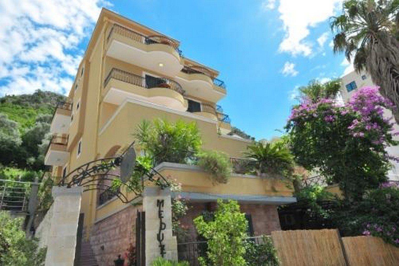 Hotel Meduza Bečići Екстериор снимка