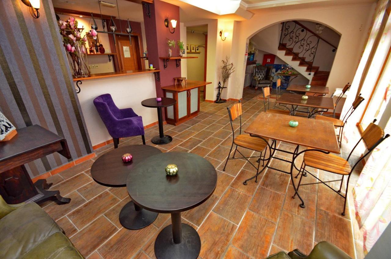 Hotel Meduza Bečići Екстериор снимка